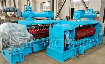 Two Big Oil Press Machines Have Been Loaded And Shipping To Europe